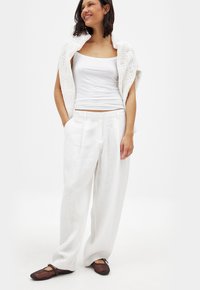MID WAIST  - Auduma bikses - white