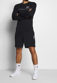 Jack & Jones Performance Pantalón corto de deporte - black
