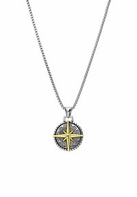 Zilveren ketting met een ronde kompas hanger voorzien van een gouden ster motief en fijne details langs de randen.