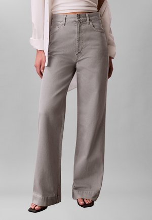 SUPER HIGH RISE - Wide Leg - soft grey
