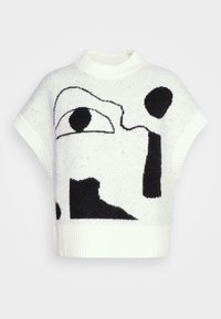 Weißer gestrickter Pullover mit schwarzen abstrakten Mustern, darunter eine Augengestalt und kreisförmige Akzente. Mit einem gerippten Rundhalsausschnitt und kurzen Ärmeln.