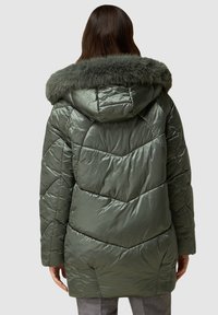 Oltre Abrigo de invierno - khaki