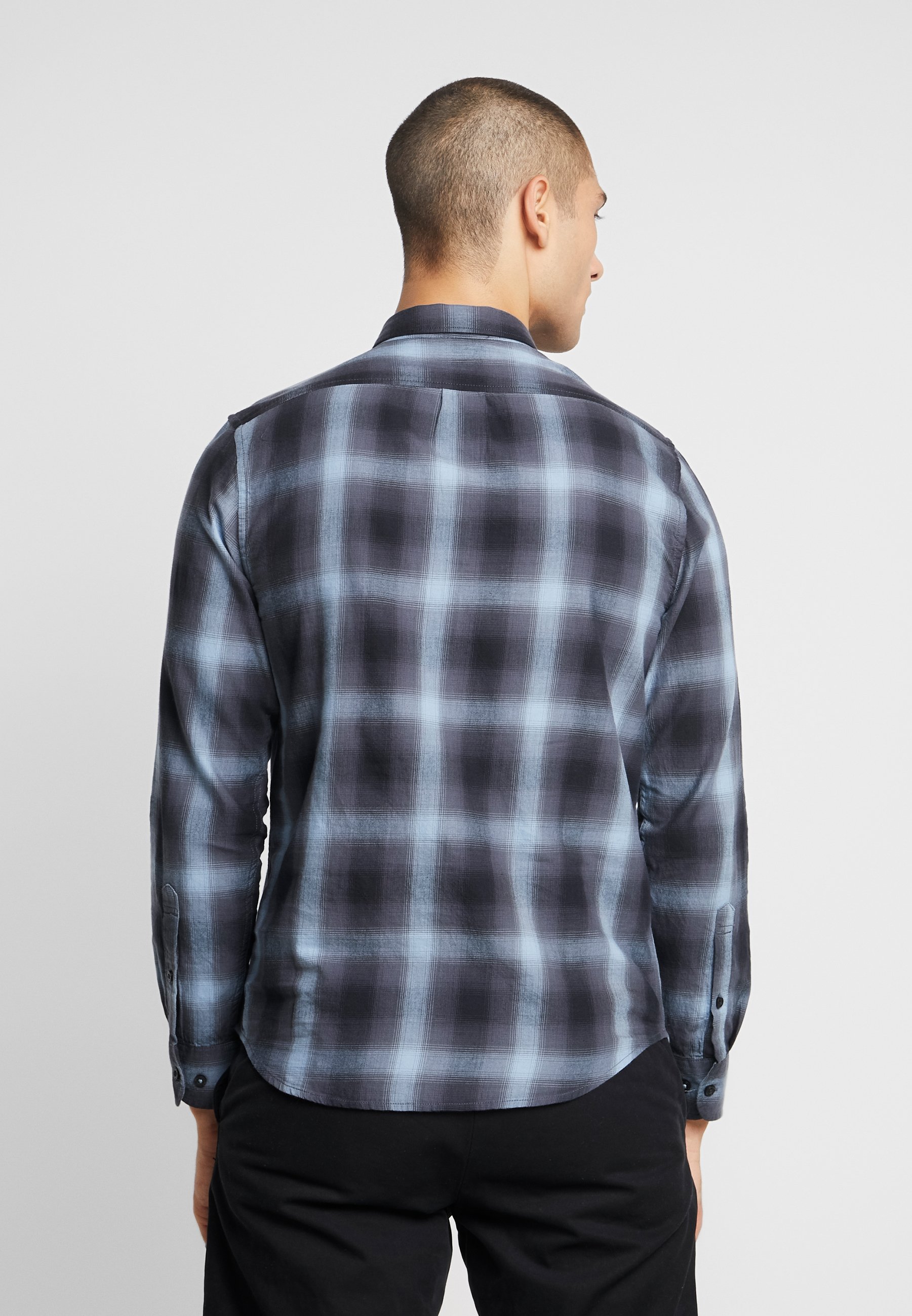 Lee BUTTON DOWN REGULAR FIT Skjorte ashley blue Zalando.no Lee BUTTON DOWN REGULAR FIT Skjorte ashley blue Zalando.no