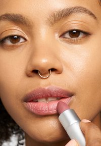 KIKO Milano POWDER POWER LIPSTICK - Leppestift - rosy mauve
