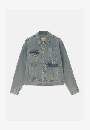 Hellblaues Jeansjackett mit Kragen, zwei Brusttaschen und zwei Seitentaschen. Mit Knopfschluss und kontrastierenden Nähten.