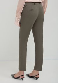 Calliope Chino - verde