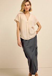 Next SHORT SLEEVE OVERHEAD STANDARD - Bluse - stone/natural