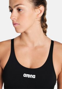 Arena SWIM TECH SOLID - Ujumistrikoo - black white