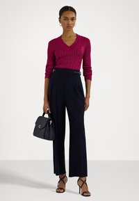 Lauren Ralph Lauren CABLE KNIT CRICKET JUMPER - Neule - fuchsia berry
