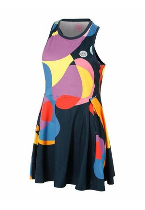 Vestido sin mangas con un top ajustado y una falda acampanada. Presenta patrones abstractos coloridos en púrpura, amarillo, rojo y azul sobre un fondo oscuro.