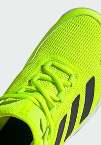 adidas Performance UBERSONIC 4 KIDS - da tennis per terra battuta - lucid lemon aurora black crystal jade