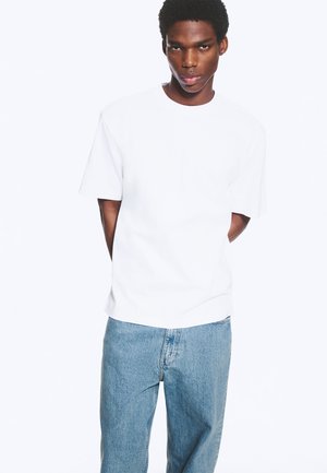 Weekday, RELAXED - T-Shirt basic - white light