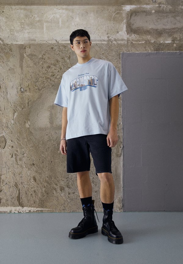 SINGLE KNEE - Denim shorts3