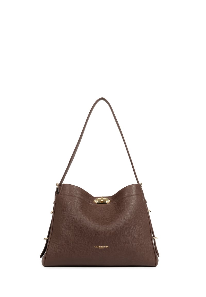 Borsa a tracolla in pelle marrone con design a forma curva nella parte superiore, hardware dorato e una sola tracolla. Presenta dettagli di cucitura sui lati.