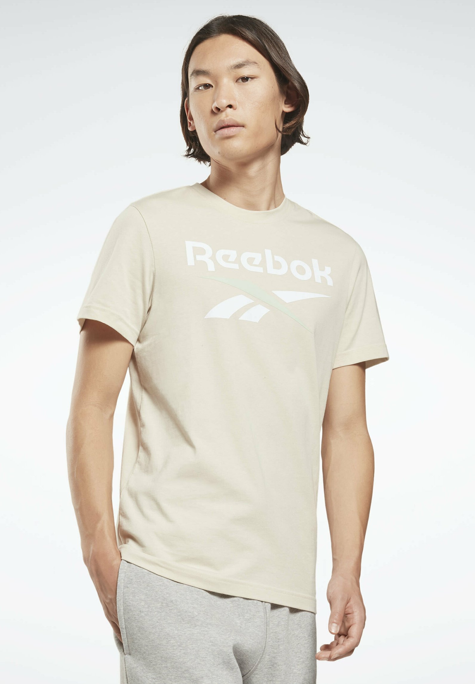 zalando reebok t shirt Off 66% - www.loverethymno.com