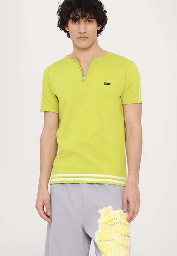 EMBROIDERED - Denim shorts2