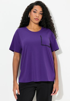 - T-shirt z nadrukiem