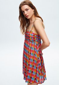adL DRAPED PATTERNED - Freizeitkleid - plaid pink