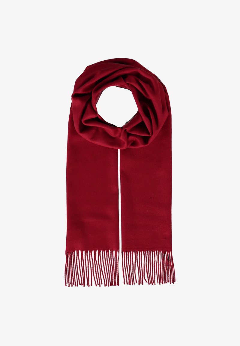 Écharpe rouge en tissu doux. Présente une texture lisse et des bords frangés. Conçue dans une forme longue et rectangulaire pour un style polyvalent.