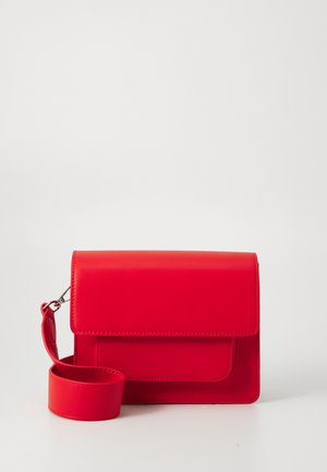 CAYMAN POCKET SOFT STRUCTURE - Cross body bag - red coral