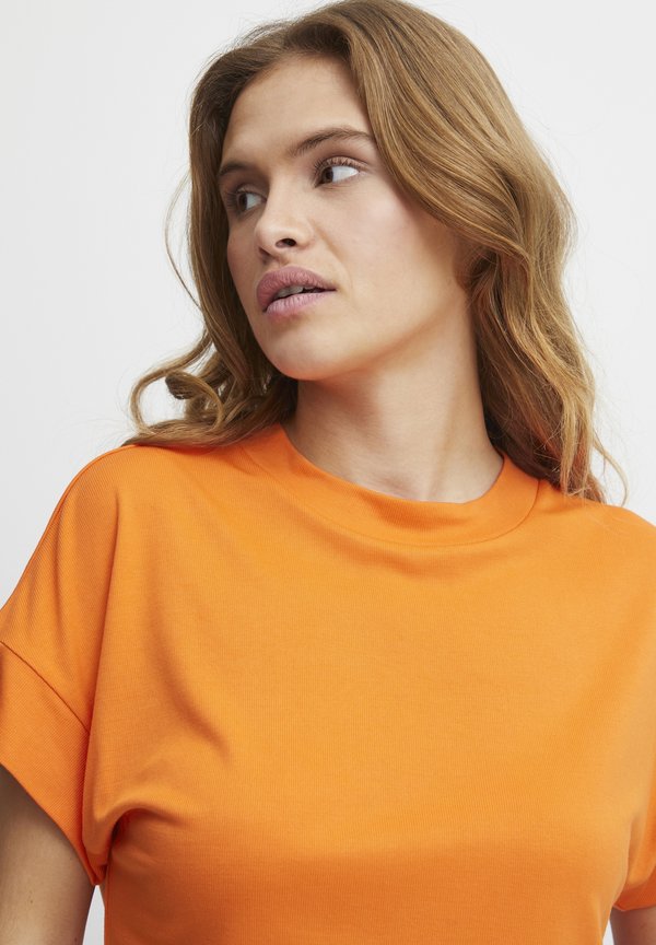 BYRYLIE - Basic T-shirt - orangeade3