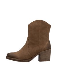 Bottine en cuir brun avec un dessus incurvé, des coutures décoratives et un talon block. Elle présente un talon texturé et un logo sur le côté.