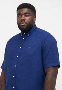 Tommy Hilfiger SHIRT - Shirt - preppy navy