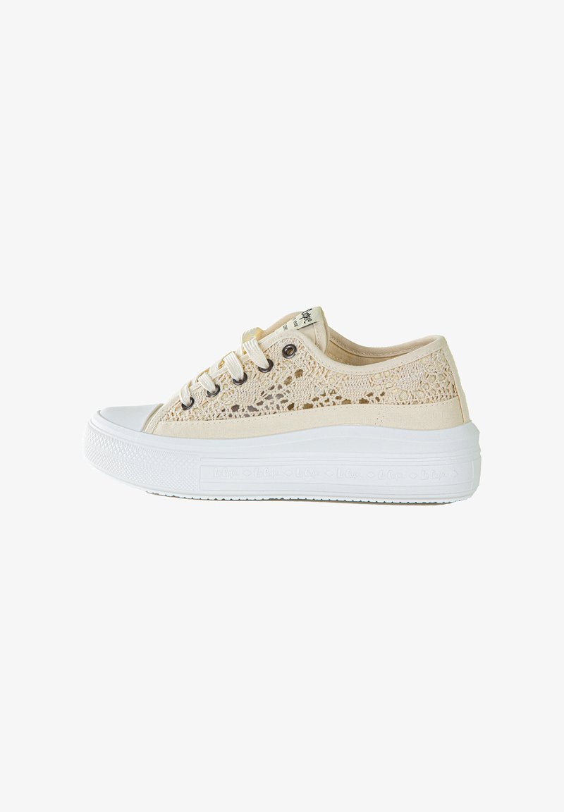 Lee Cooper Baskets basses - beige