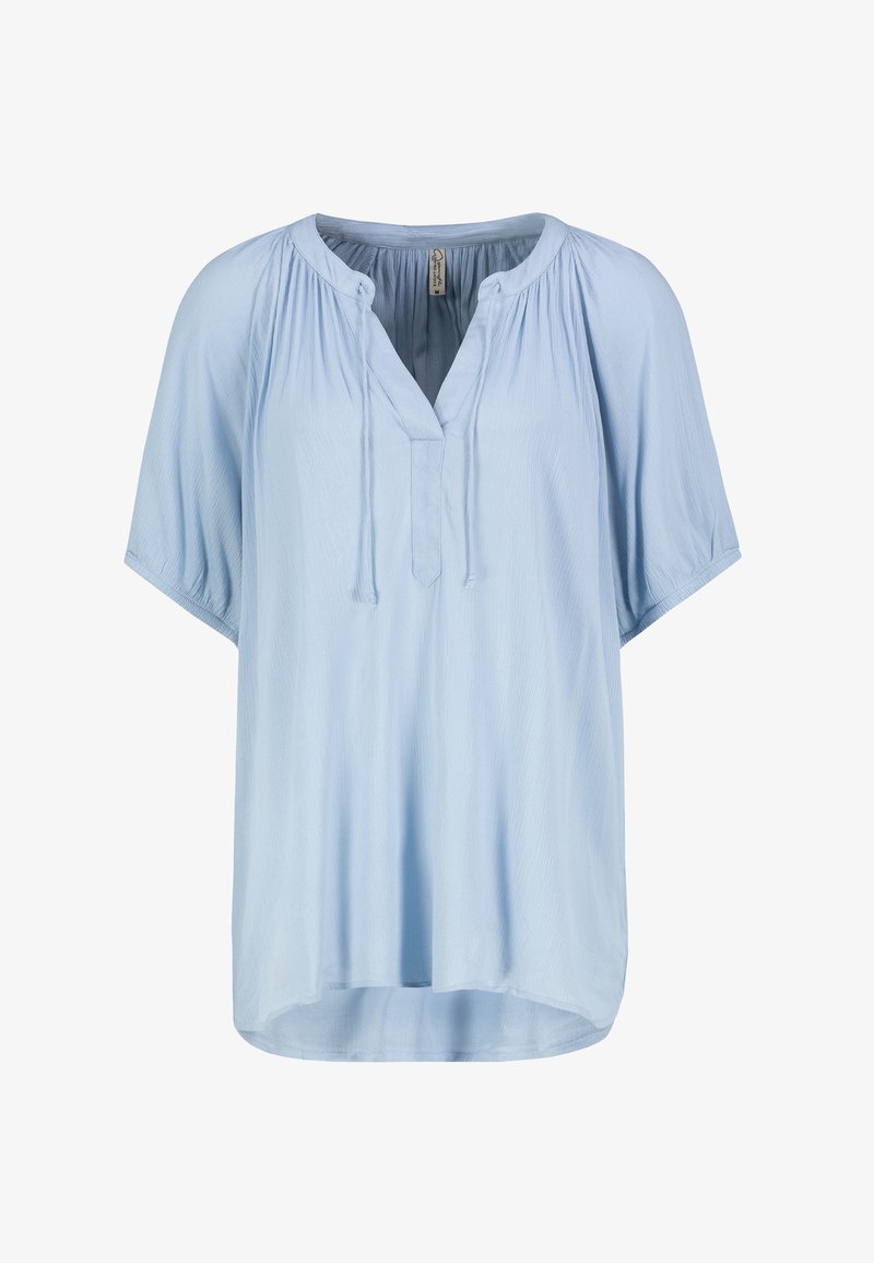 Himmelblause Kurzarmbluse aus weichem Stoff, mit V-Ausschnitt, Raffung an den Schultern und abgerundetem Saum.