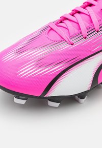 Puma Scarpe da calcio per terreni duri - pink