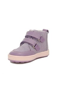 Lila Wildleder-Hochtop-Sneaker mit doppelten Klettverschlüssen und einer helllila Gummisohle. Texturiertes Obermaterial und verstärkte Nähte.