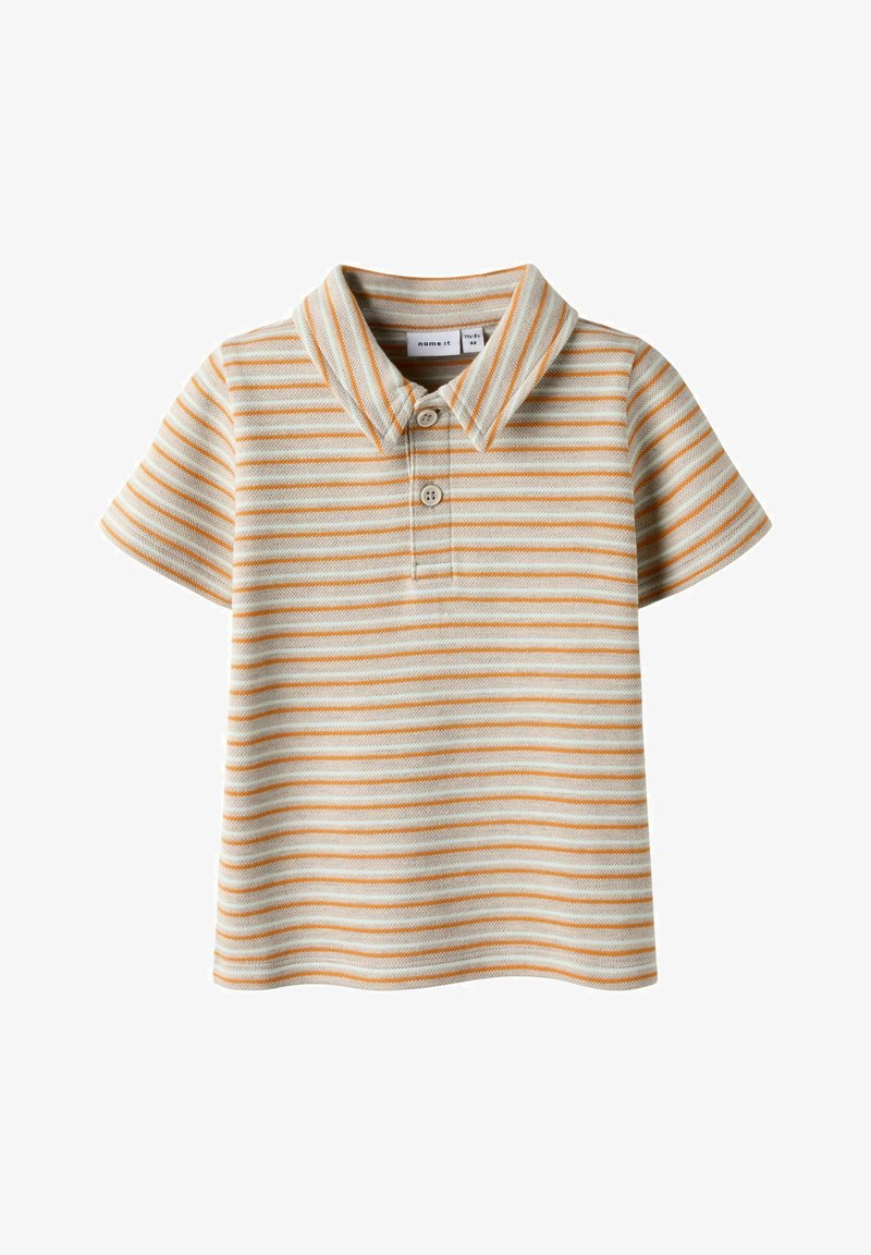 Koszulka polo z krótkim rękawem w paski, w kolorach pomarańczowym i białym, wykonana z miękkiej tkaniny, z zapięciem na trzy guziki.