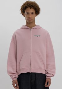 LOW LIGHTS STUDIOS® SANDED LOGO ZIPPER HOODIE - Felpa con zip - pink