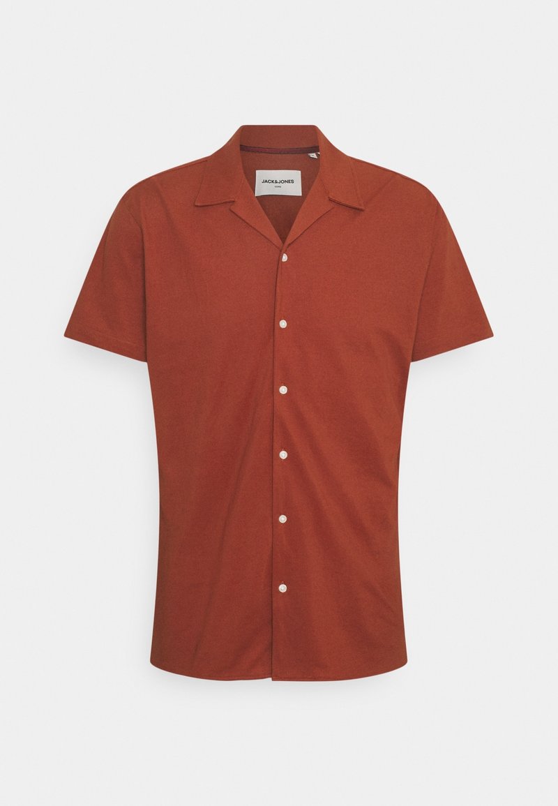 Krátký rukáv, košile v barvě rezavě červené, vyrobená z lehké tkaniny, s límcem typu camp, předním zapínáním na knoflíky a uvolněným střihem.