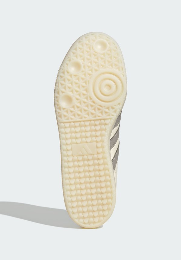 SAMBA MESSI - Training shoe4