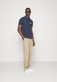 Barbour International ESSENTIAL - Polo - international navy