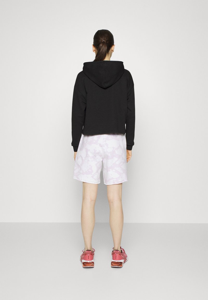 Damen Sportbekleidung | Puma SUMMER GRAPHIC kurze Sporthose lavender fog/flieder - WA68492 Damen Sportbekleidung | Puma SUMMER GRAPHIC kurze Sporthose lavender fog/flieder - WA68492