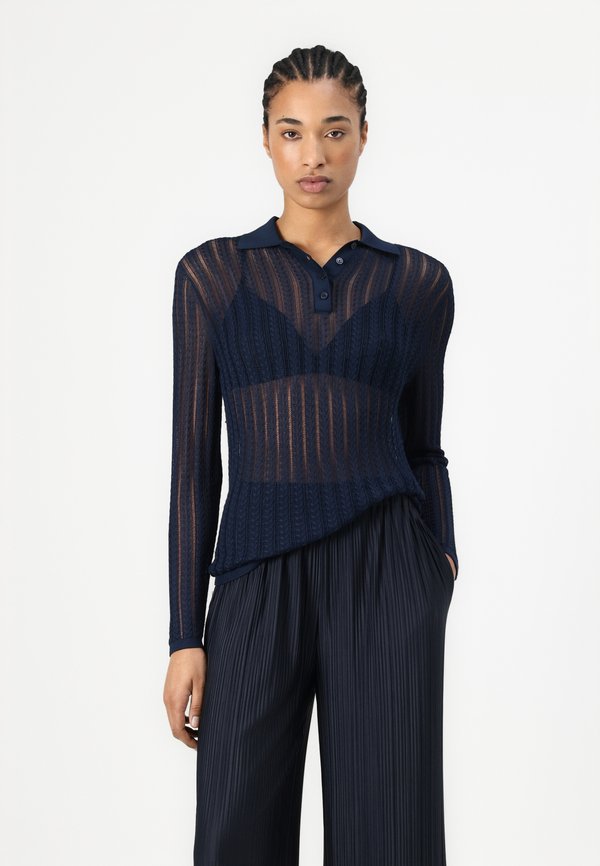 UMA  - Trousers - salute4