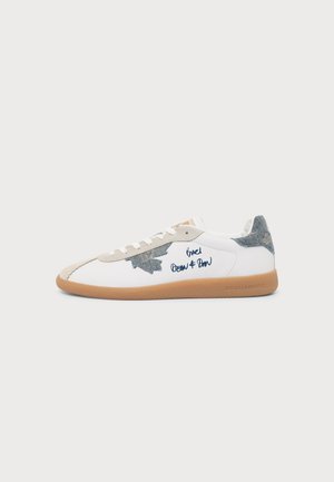 Dsquared2 Baskets basses - m872