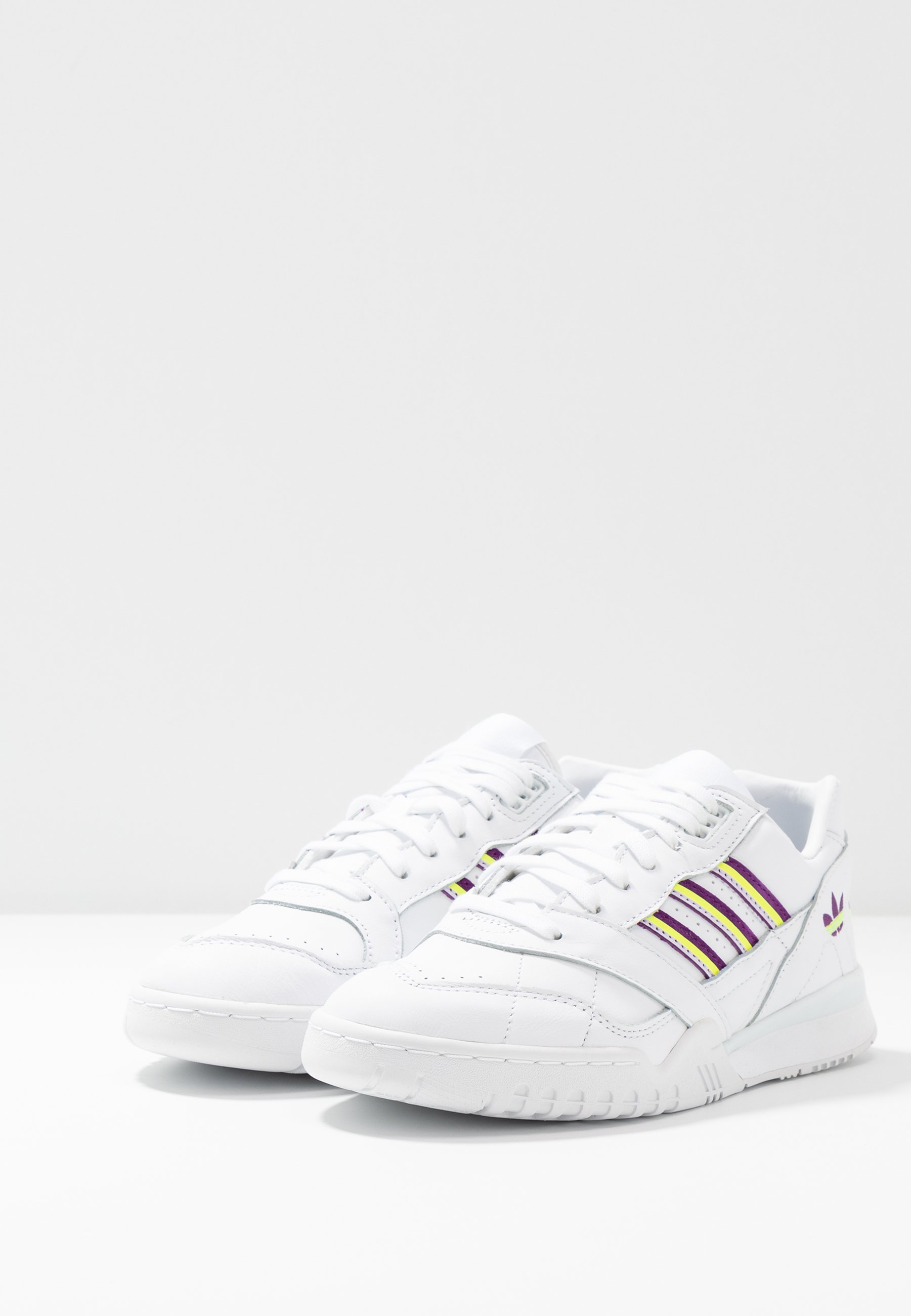 adidas Originals TRAINER Joggesko footwear whiteglow adidas Originals TRAINER Joggesko footwear whiteglow