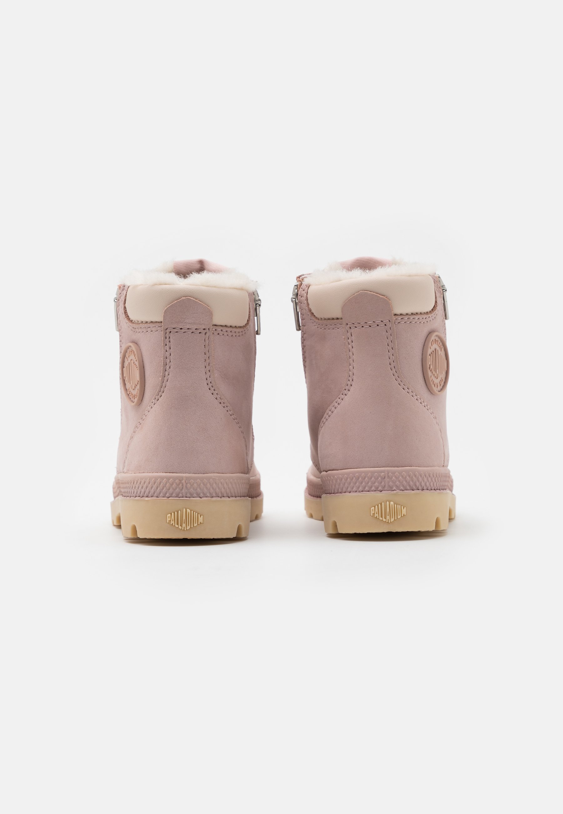 palladium hi cuff wps