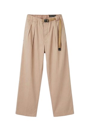 Pantaloni beige a gamba larga con pieghe, vita elastica e cintura in tessuto color cuoio con fibbia nera.