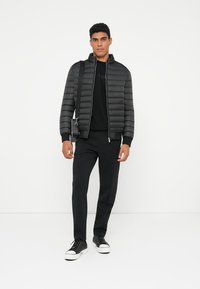 KARL LAGERFELD Zimná bunda - black