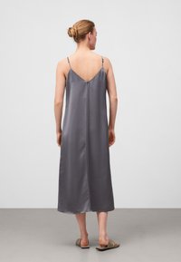 ADOLFO DOMINGUEZ Freizeitkleid - grey