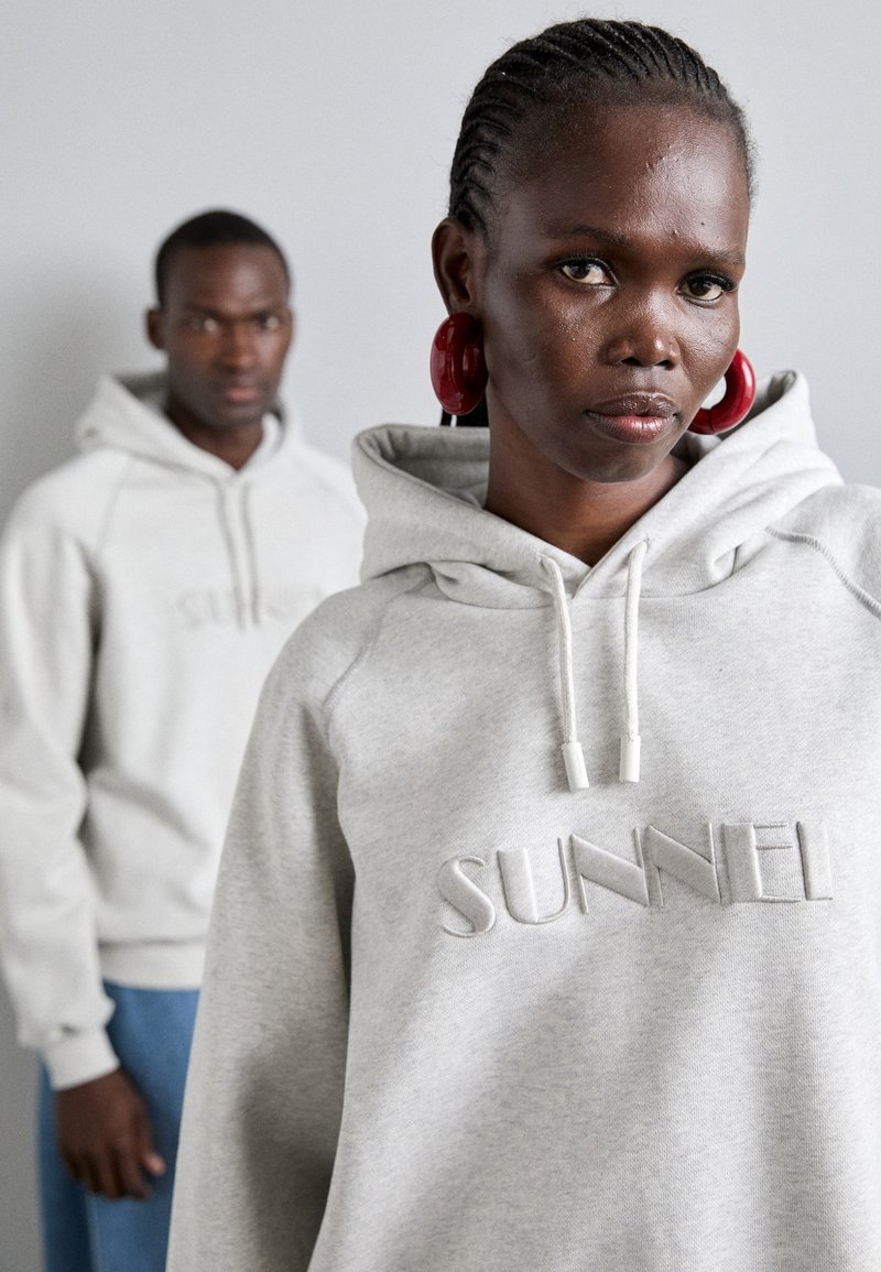 Sunnei HOODIE BIG LOGO EMBROIDERY UNISEX - Hoodie - light grey 