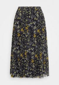 Schwarzer, floral gemusterter Midirock mit Plissee-Design, das gelbe, weiße und grüne Blumen zeigt; leichter Stoff mit glatter Textur.