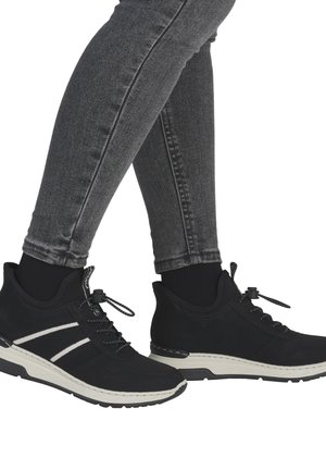 Rieker Baskets basses - schwarz
