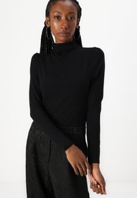 Selected Femme SLFMANJA DRAPEY - Longsleeve - black