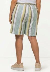 Ulla Popken Shorts - light green