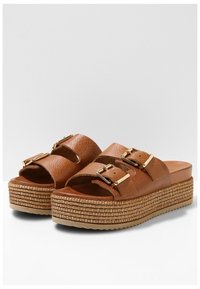 Inuovo Platt slip-in - brown